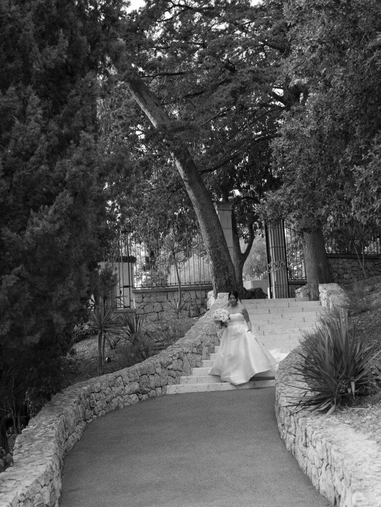 Domaine Mont Leuze CC Weddings bride walking down aisle black white photo