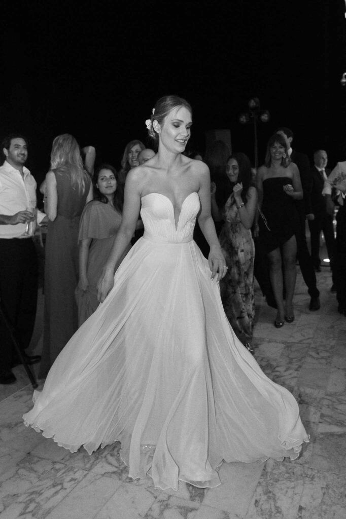 Villa Ehprussi Tatyana bride strapless deep v dress dance reception black white photo
