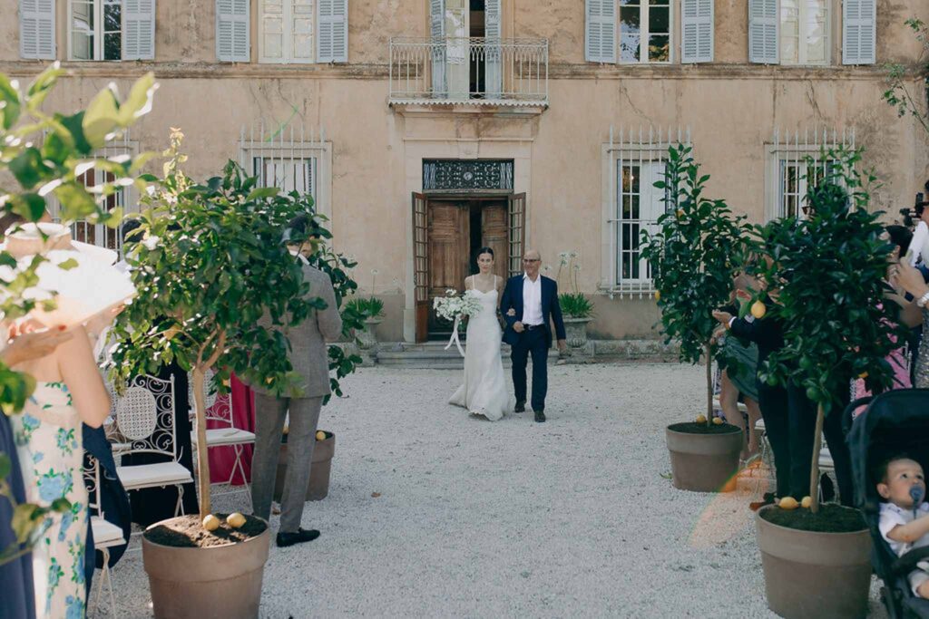 Chateau de Robernier Elise Morgan bride father walking down aisle ceremony