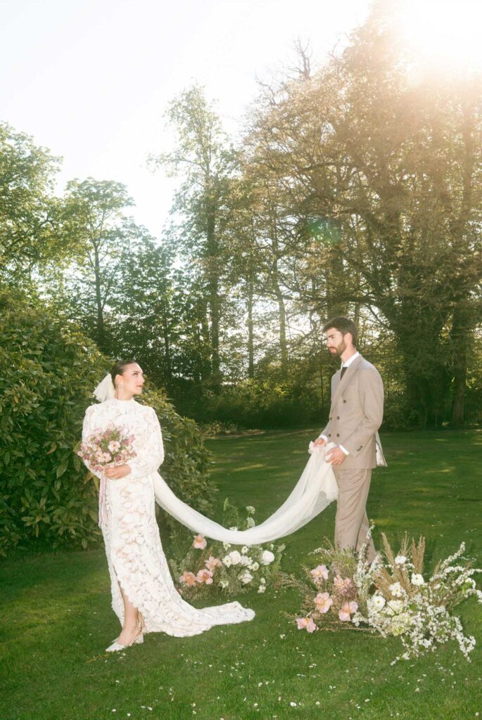 chateau de la gruerie pink wedding 3
