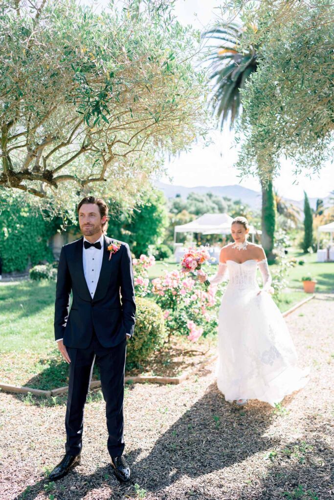 Domaine de Vignale Vincent Pennachio bride groom first look garden