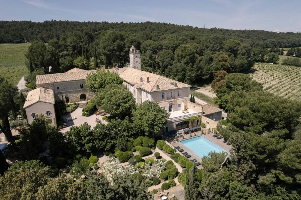 Tour Vaucros S.Rached aerial shot chateau venue pool trees
