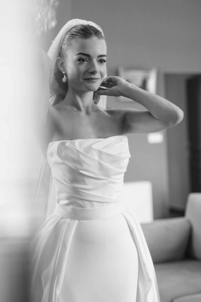 Maison Belzunce S.Castillo get ready bride strapless dress